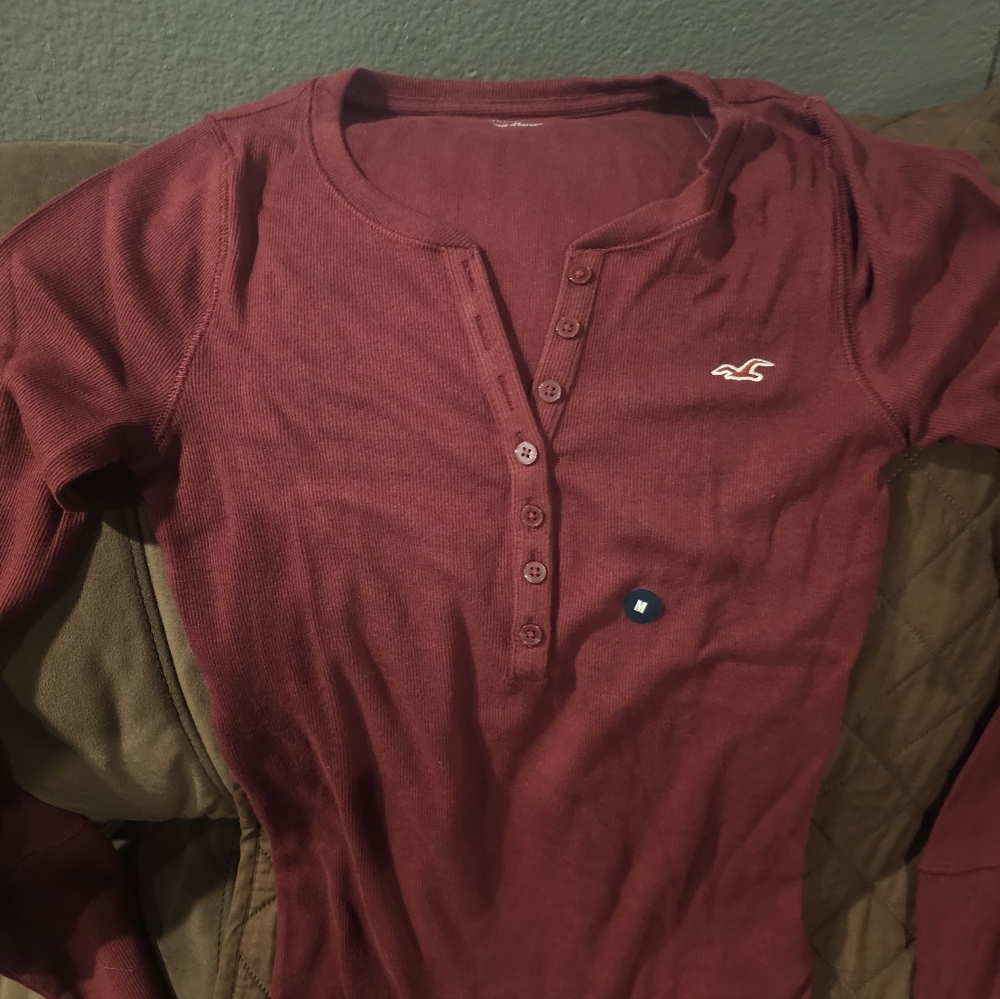 Hollister Burgundy Button-Up Henley